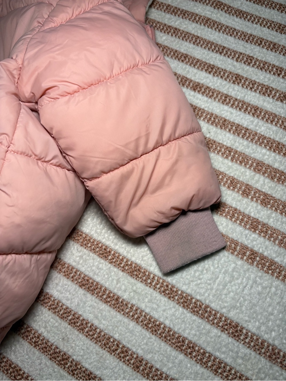 Pink Snowsuit - Picture 4 of 6